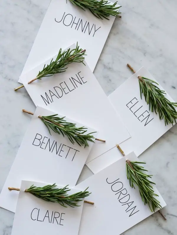 Marque-places à réaliser à la dernière minute pour la décoration de la table de Noël